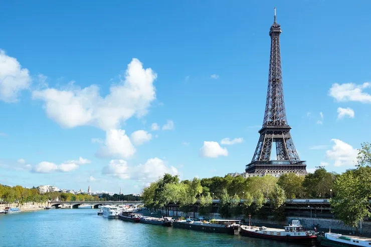 Paris Travel Tips for First Time Visitors